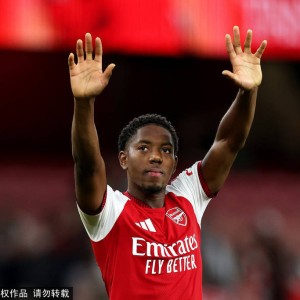 观战台：阿森纳英超客场死磕维拉 巴萨冲西甲三连胜